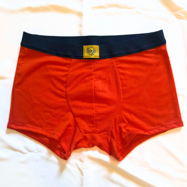 Le boxer Serje Orange